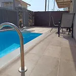 Magnolia With Pool Apartament *